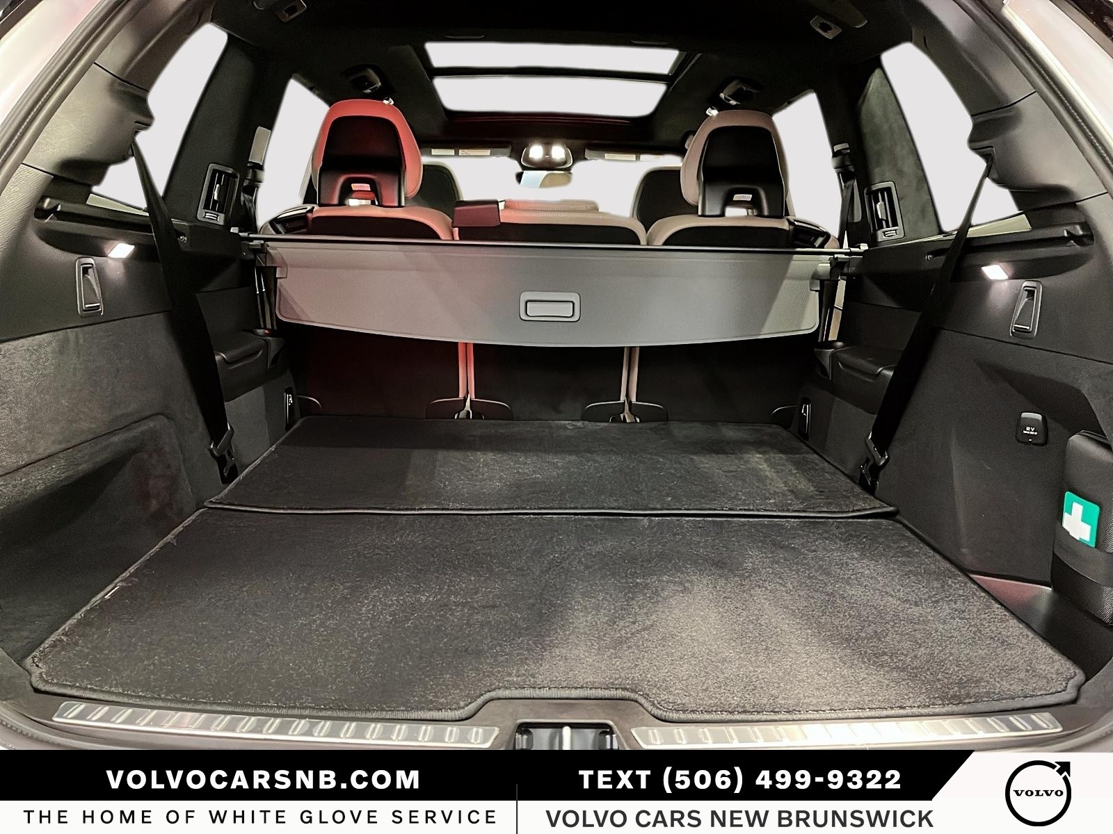 2026 Volvo XC90 B6 Ultra Bright Theme