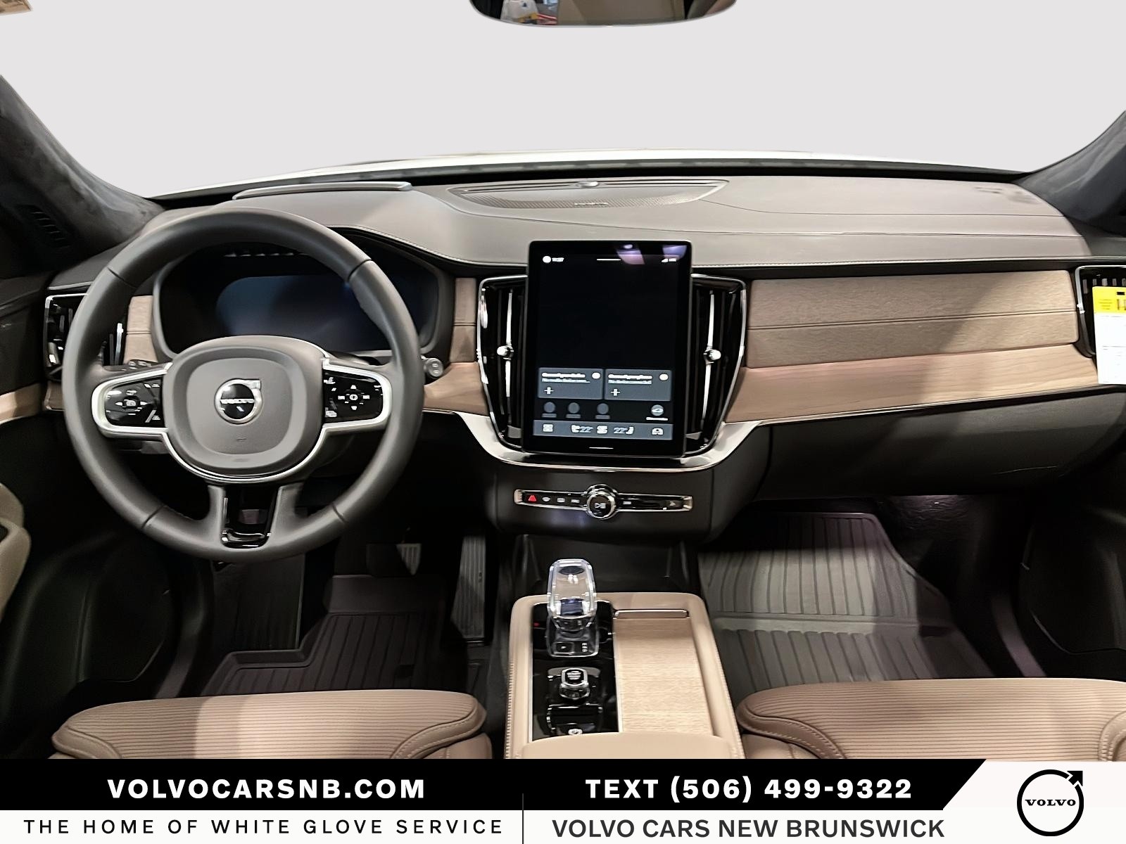 2026 Volvo XC90 B6 Ultra Bright Theme