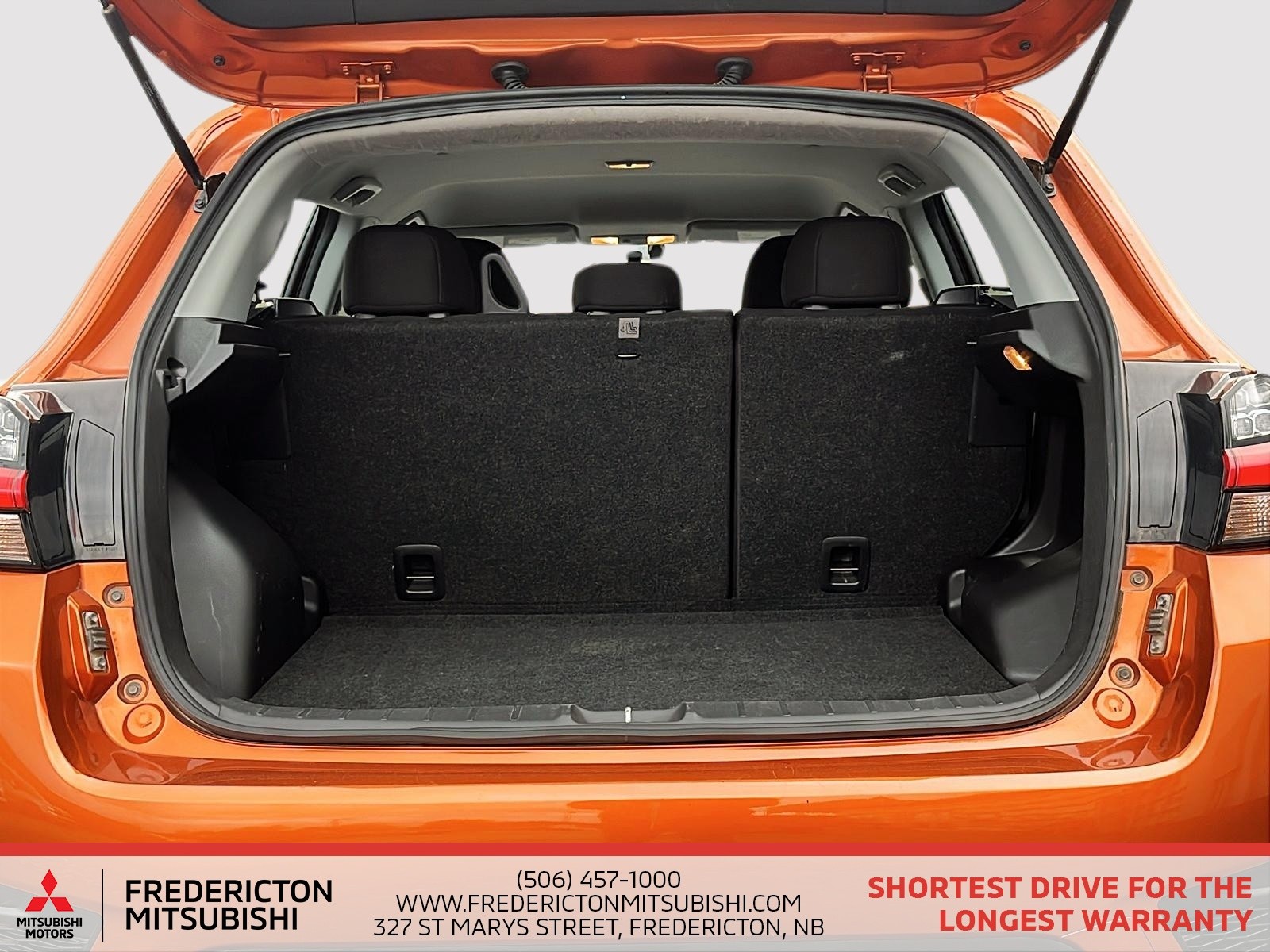 2024 Mitsubishi RVR ES