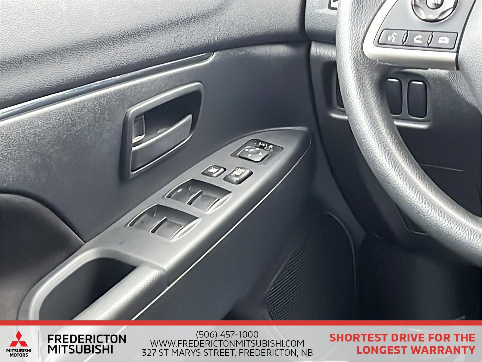 2024 Mitsubishi RVR ES