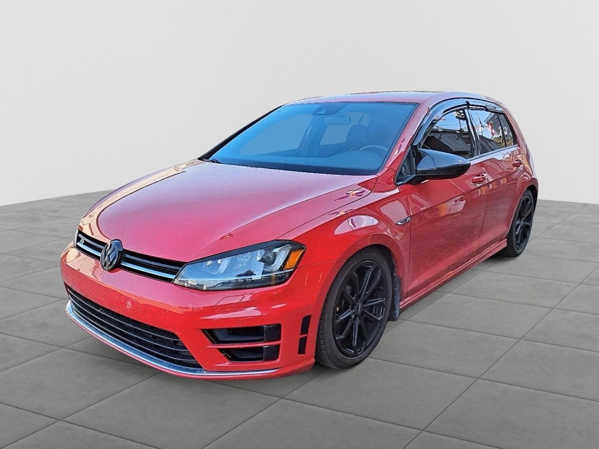 2016 Volkswagen Golf R  2.0 TSI