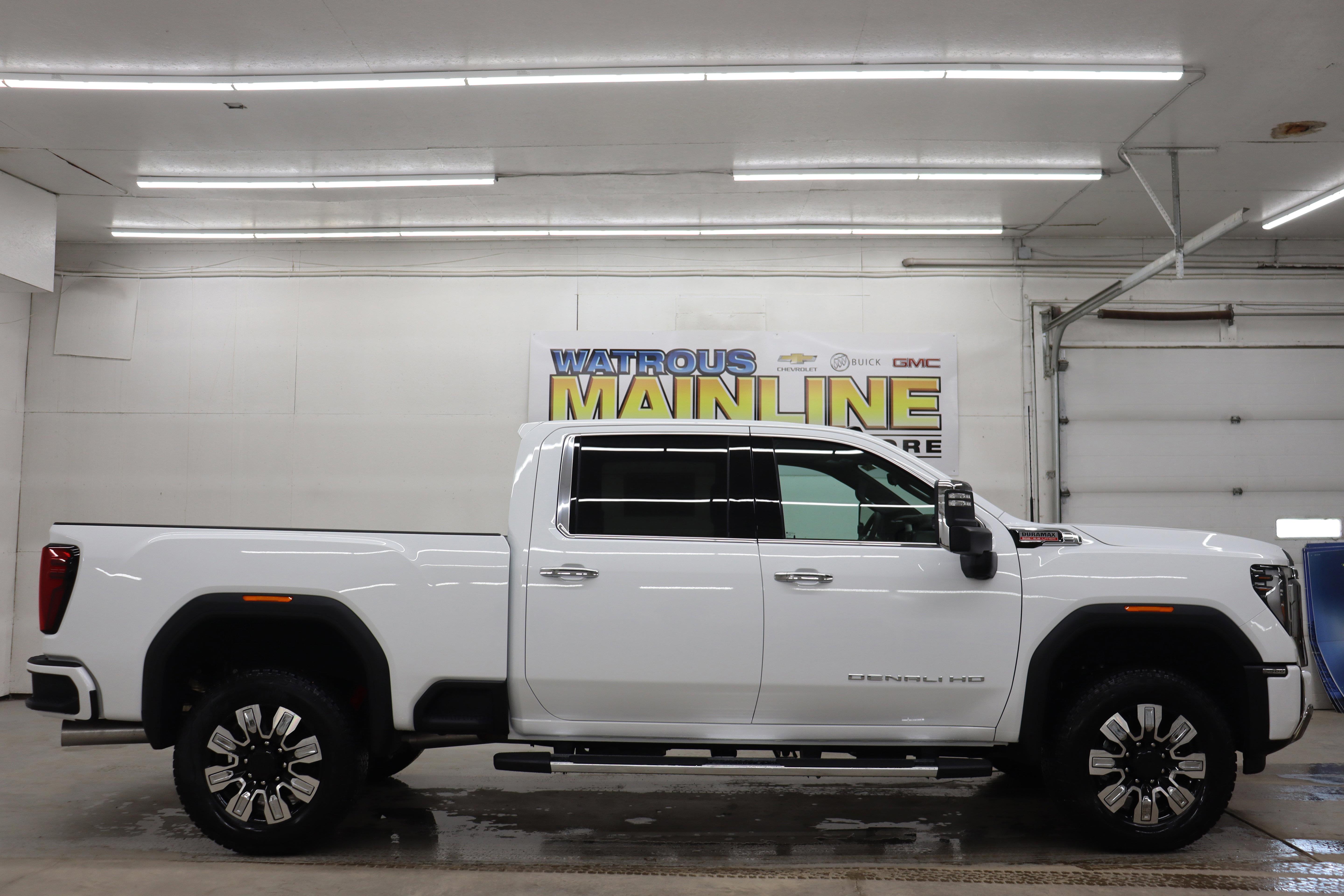 2026 GMC Sierra 3500HD Denali Crew Cab 4WD