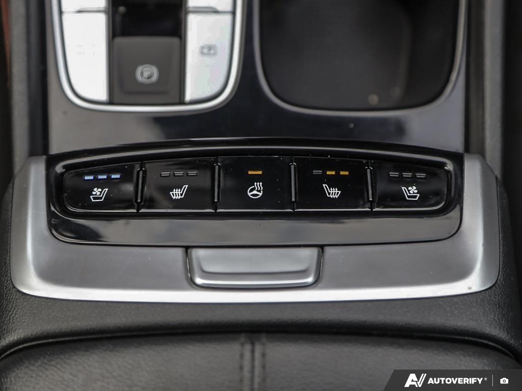 used 2023 Hyundai Santa Cruz car, priced at $37,097