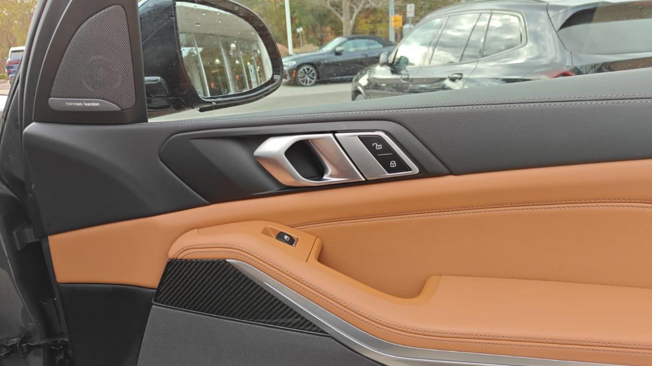 2023 BMW X5 xDrive40i, 多伦多, 全款车