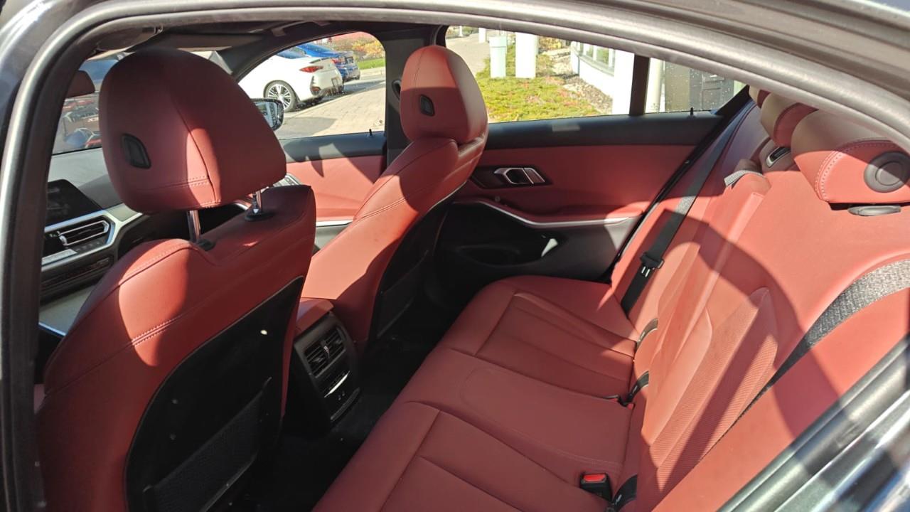2022 BMW 330i xDrive, 多伦多, 全款车
