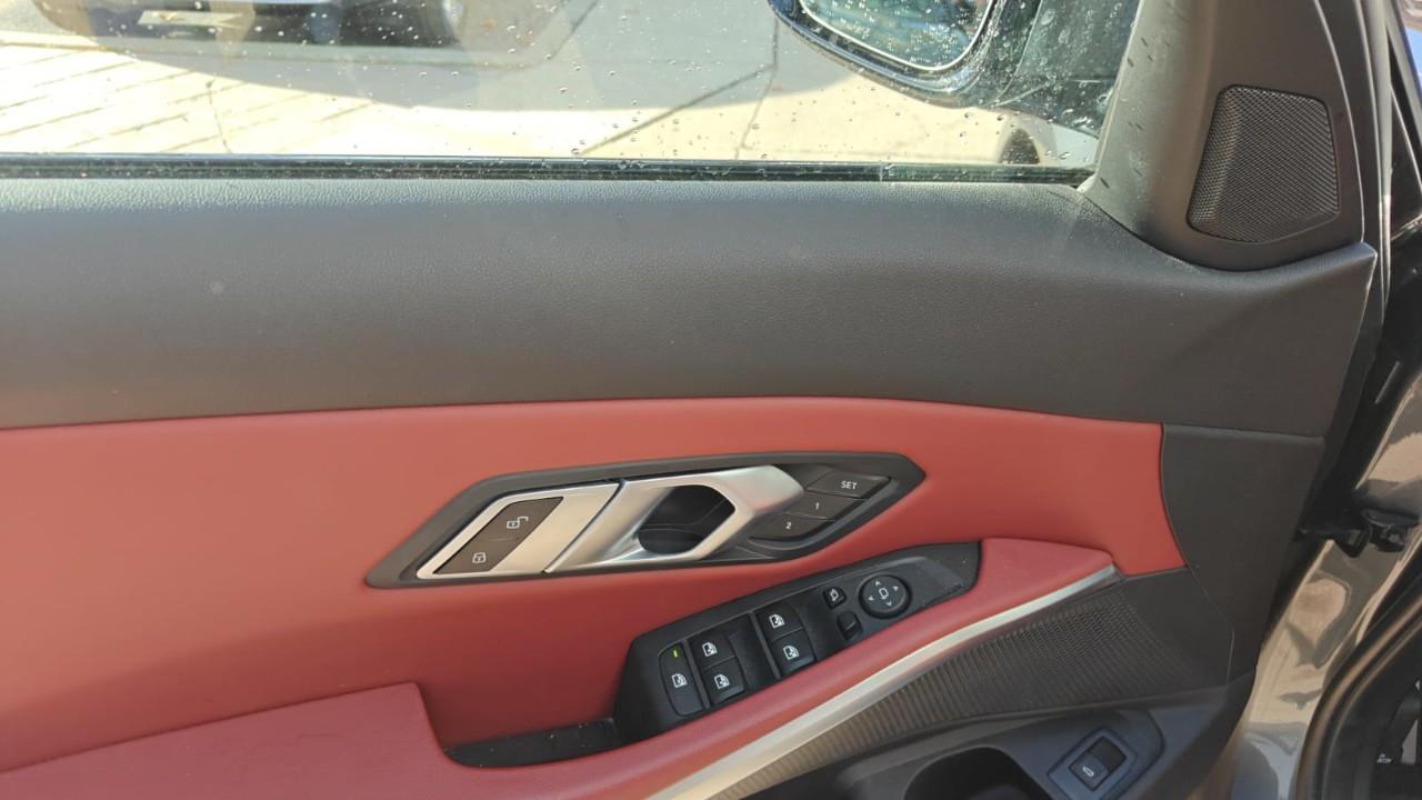 2022 BMW 330i xDrive, 多伦多, 全款车