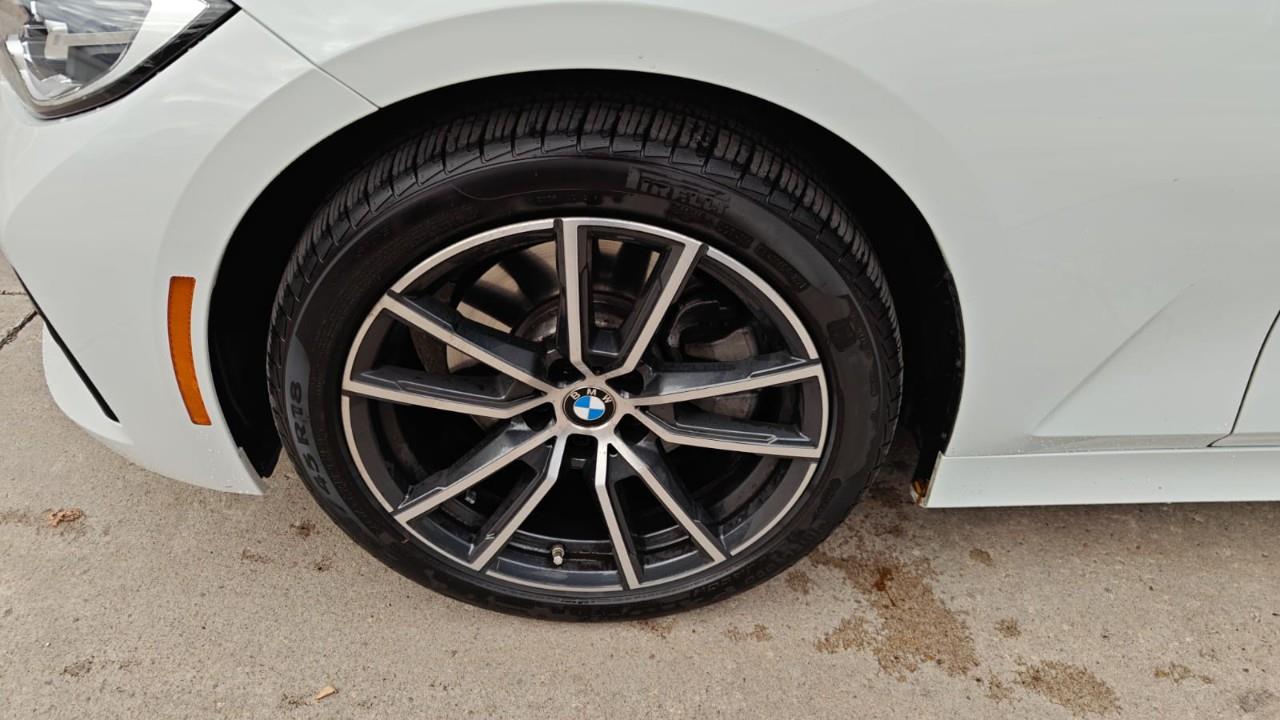 2022 BMW 330i xDrive, 多伦多, 全款车