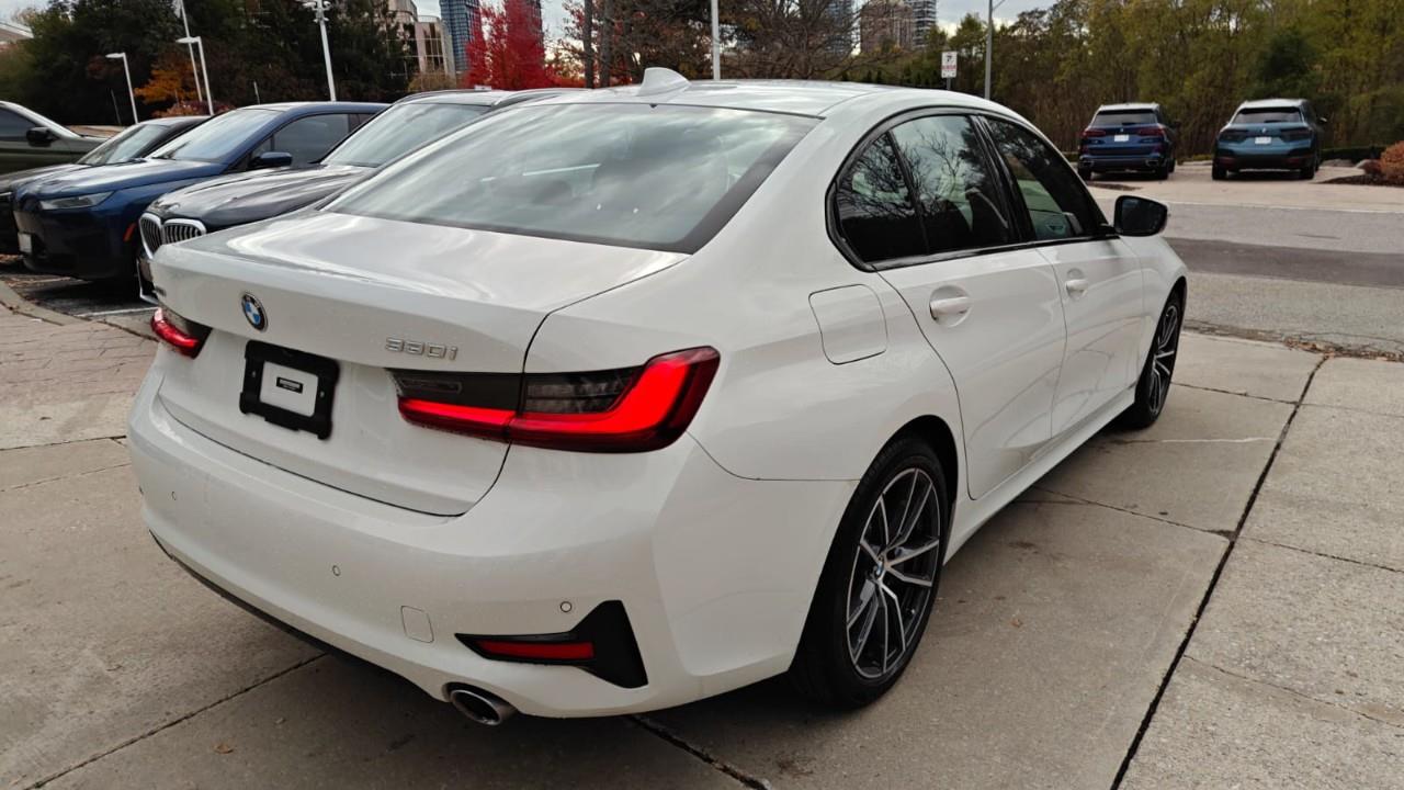 2022 BMW 330i xDrive, 多伦多, 全款车