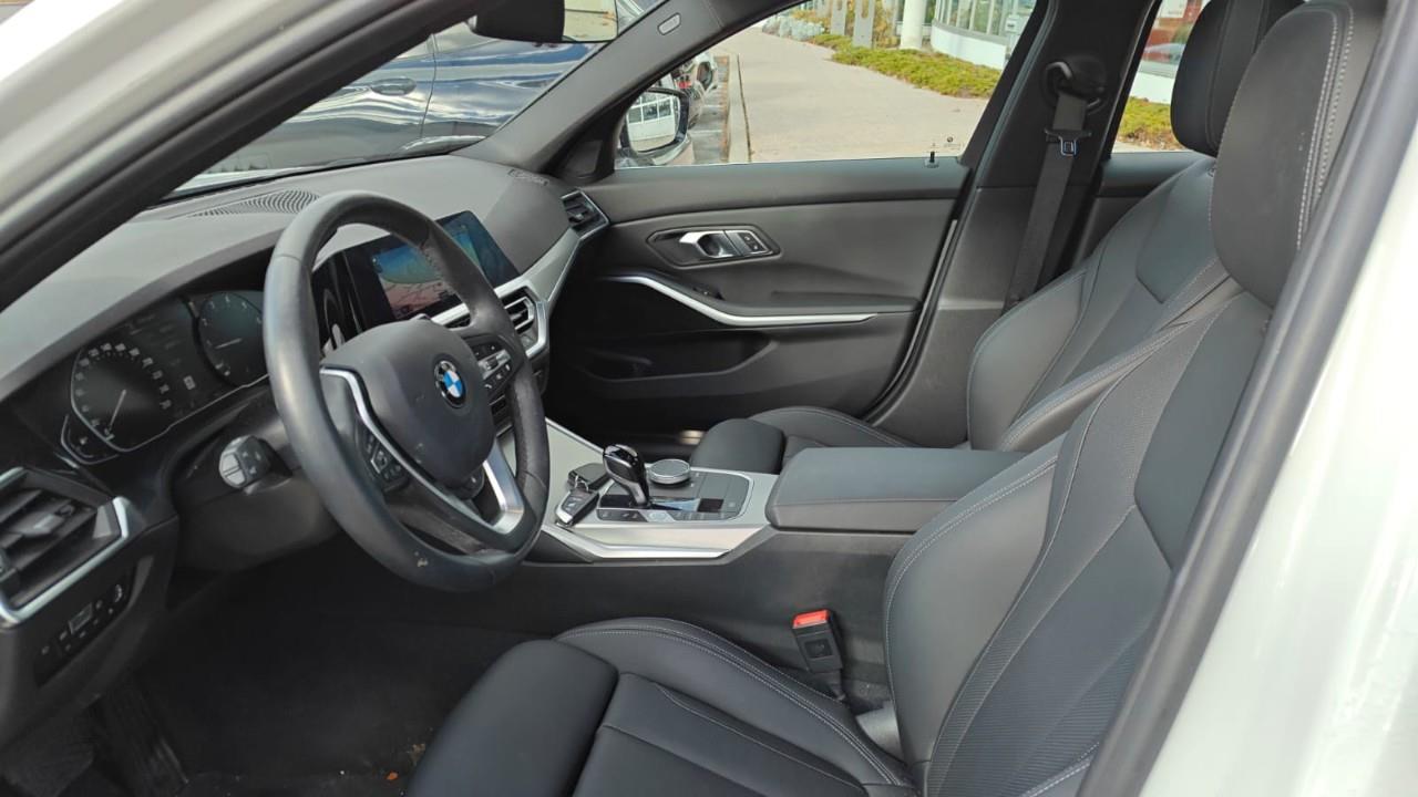 2022 BMW 330i xDrive, 多伦多, 全款车