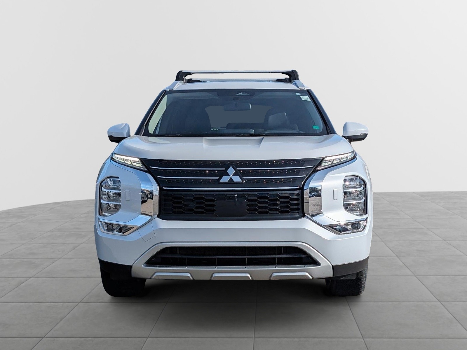 2024 Mitsubishi Outlander Plug-In Hybrid LE