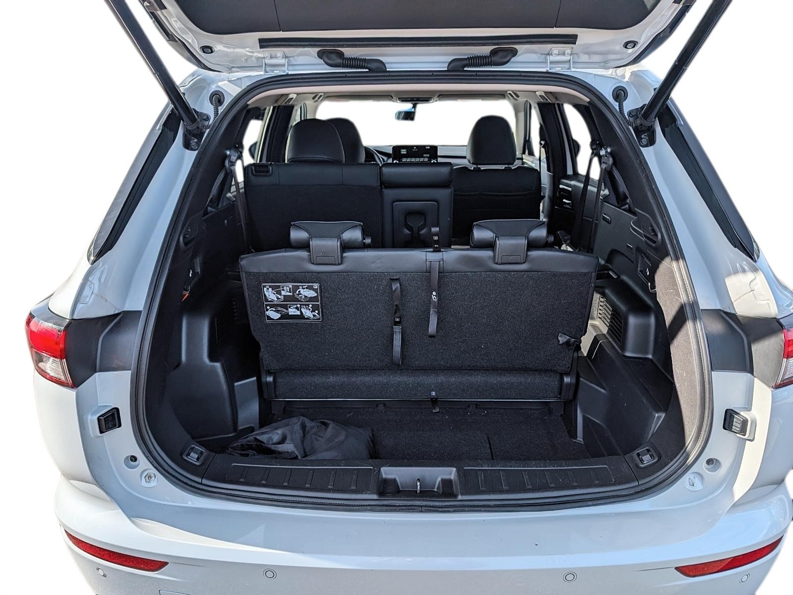 2024 Mitsubishi Outlander Plug-In Hybrid LE