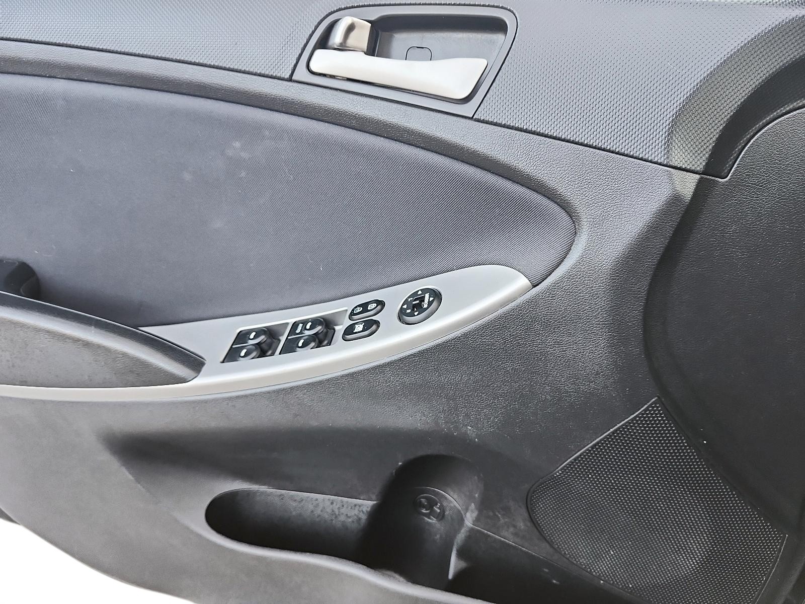 2016 Hyundai Accent GL