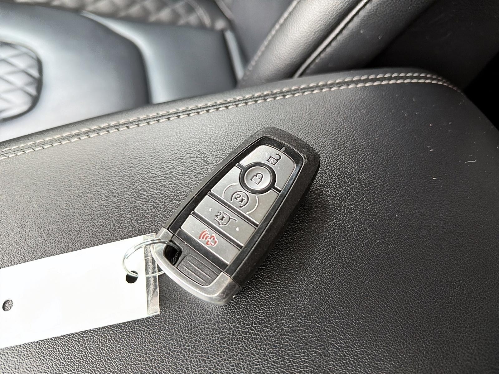 2024 Ford Edge Titanium