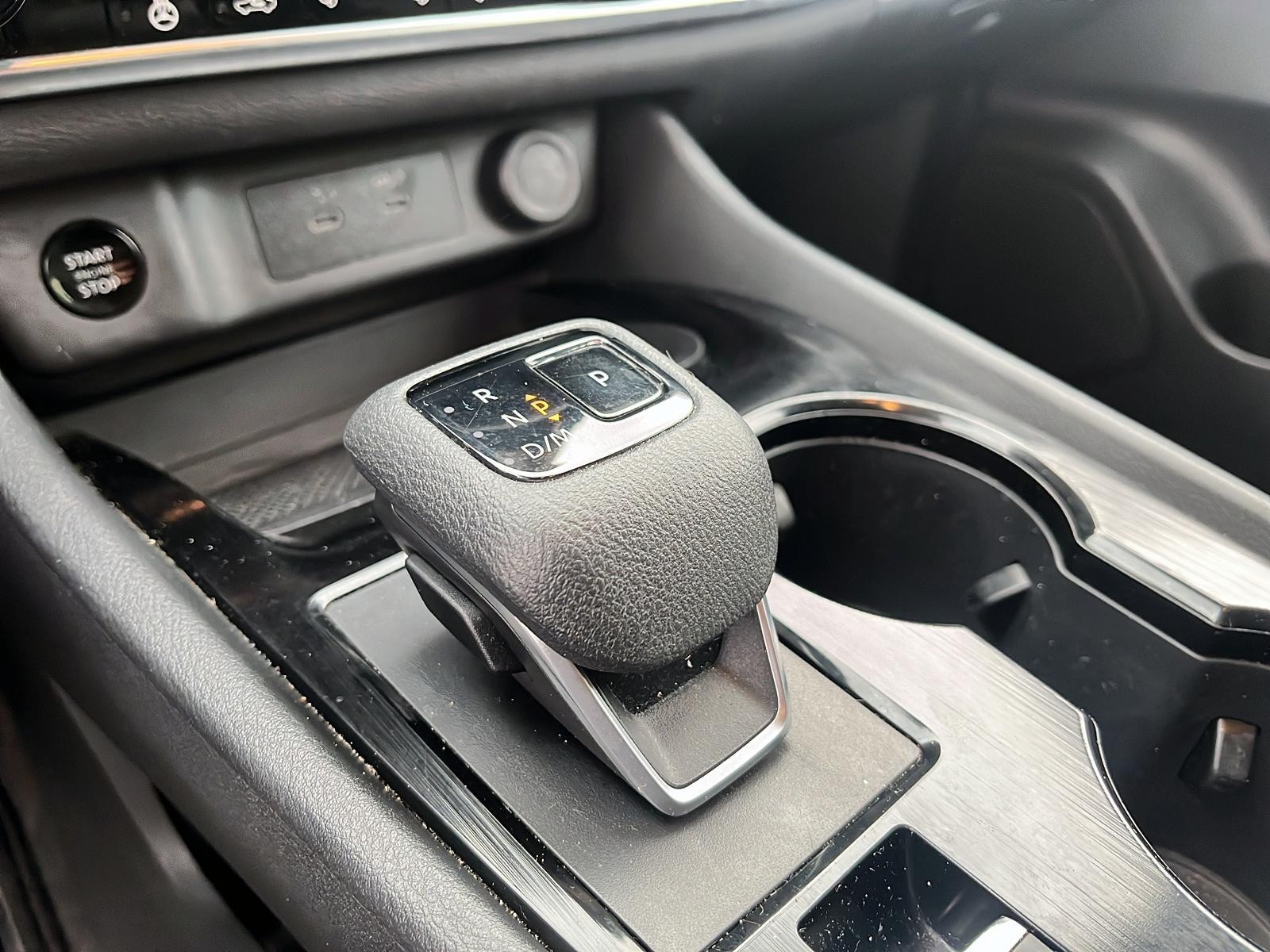 2024 Nissan Rogue SV Moonroof