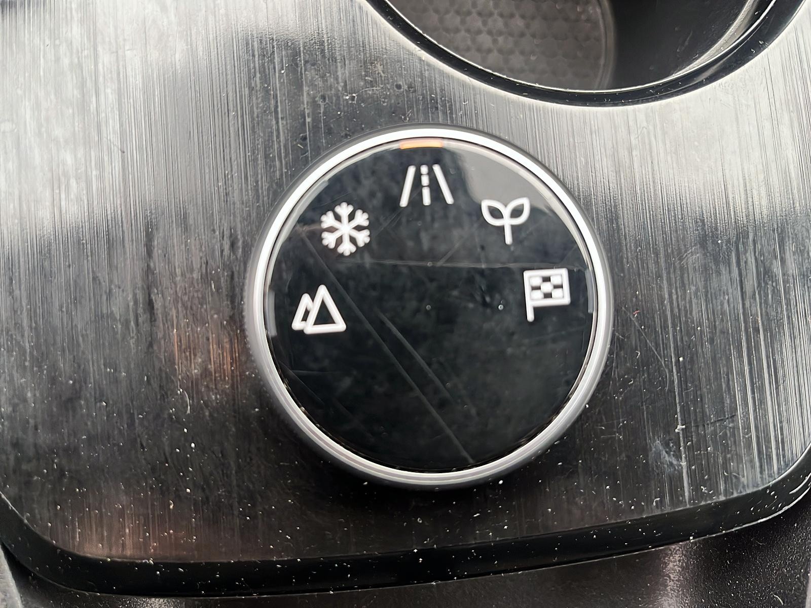 2024 Nissan Rogue SV Moonroof