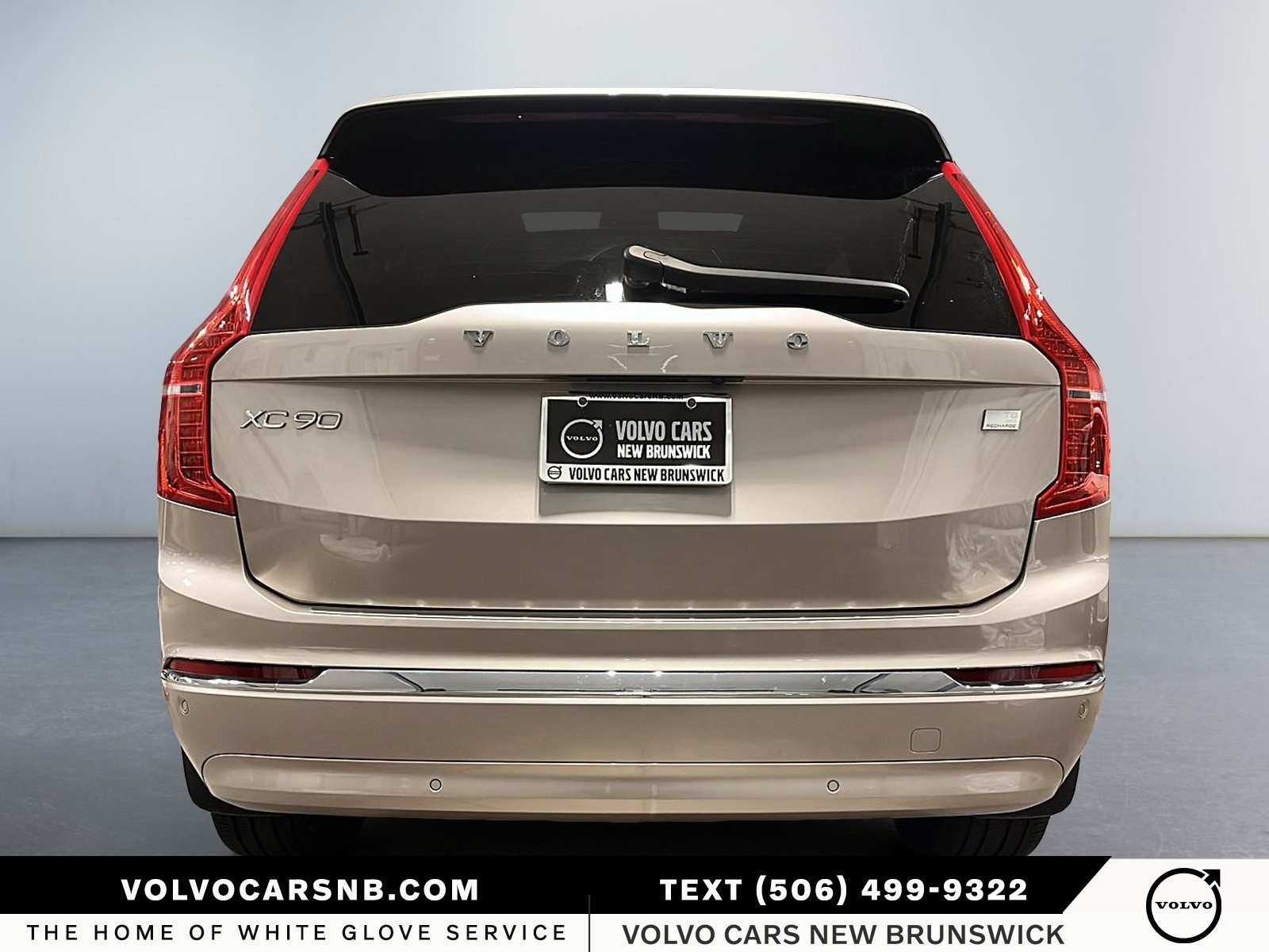 2024 Volvo XC90 Recharge Plug-In Hybrid T8 Ultimate Bright Theme