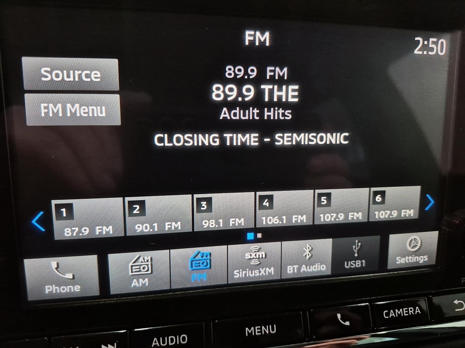 2023 Mitsubishi Outlander Plug-In Hybrid ES