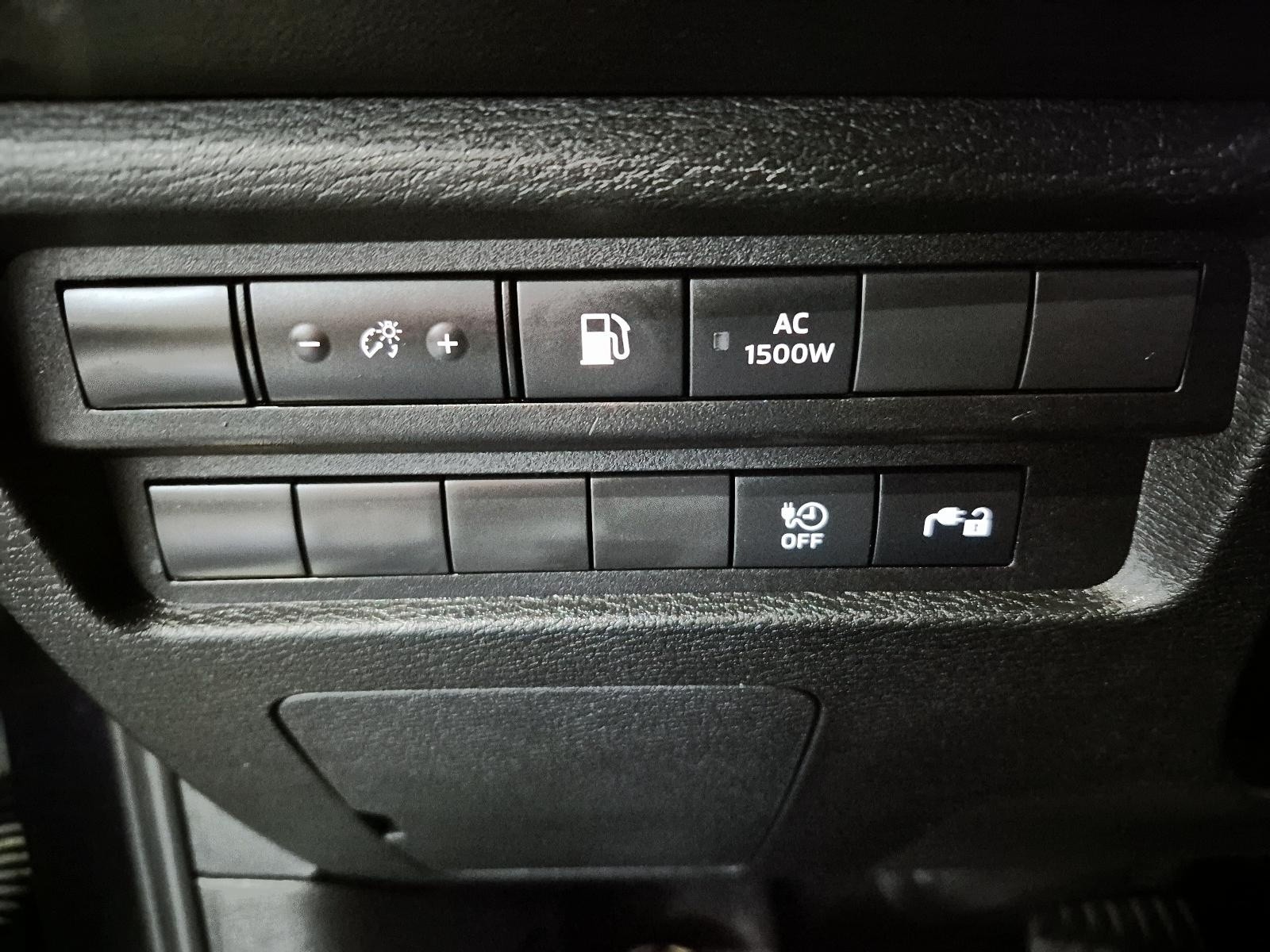 2023 Mitsubishi Outlander Plug-In Hybrid ES