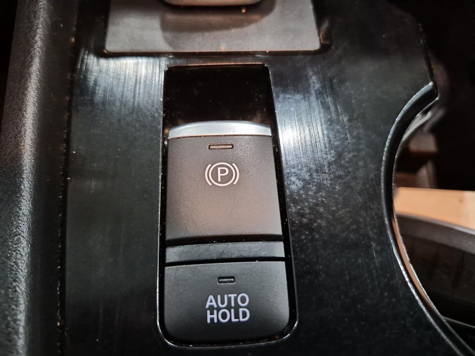 2024 Nissan Rogue SV Moonroof