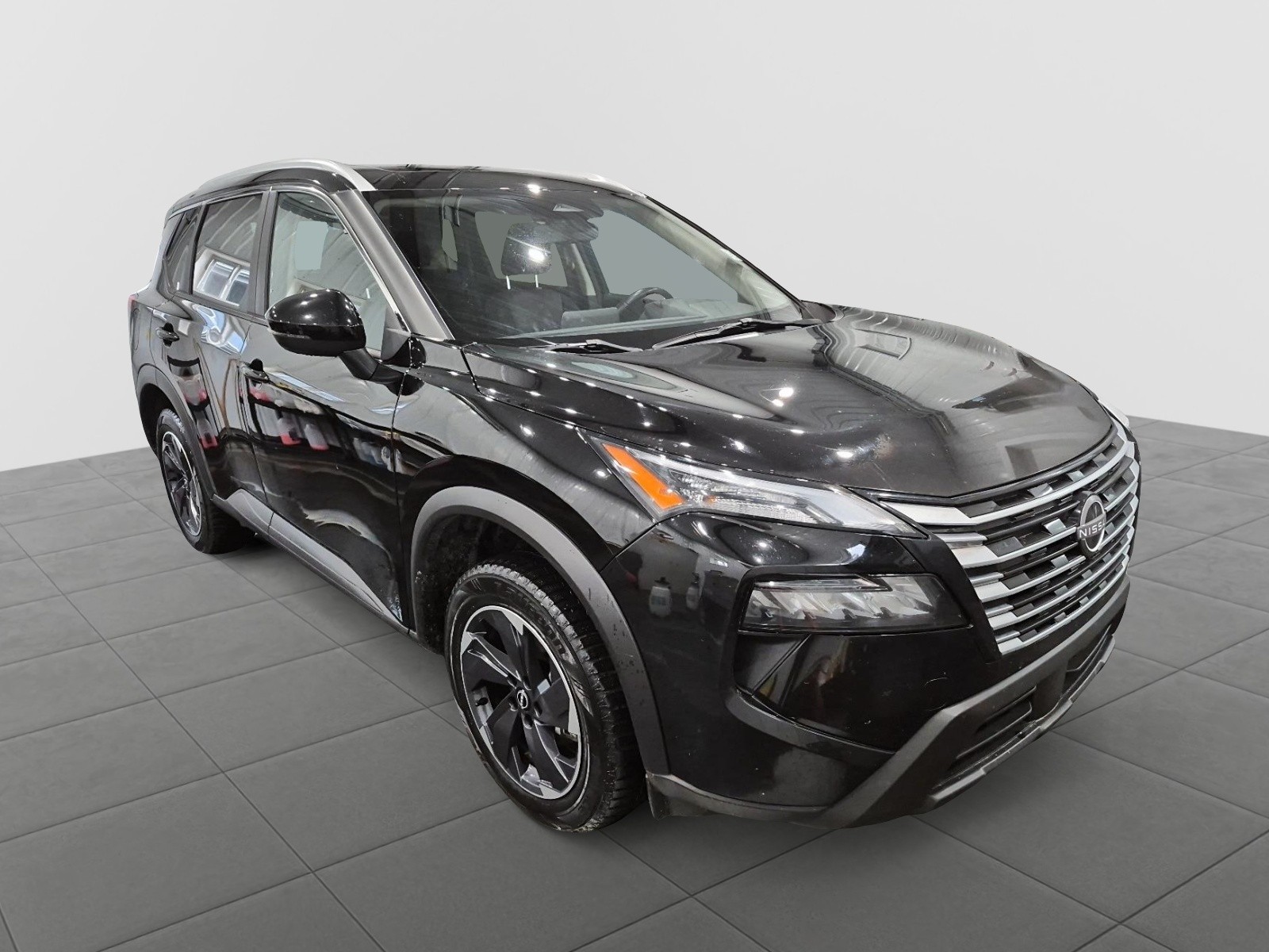 2024 Nissan Rogue SV Moonroof