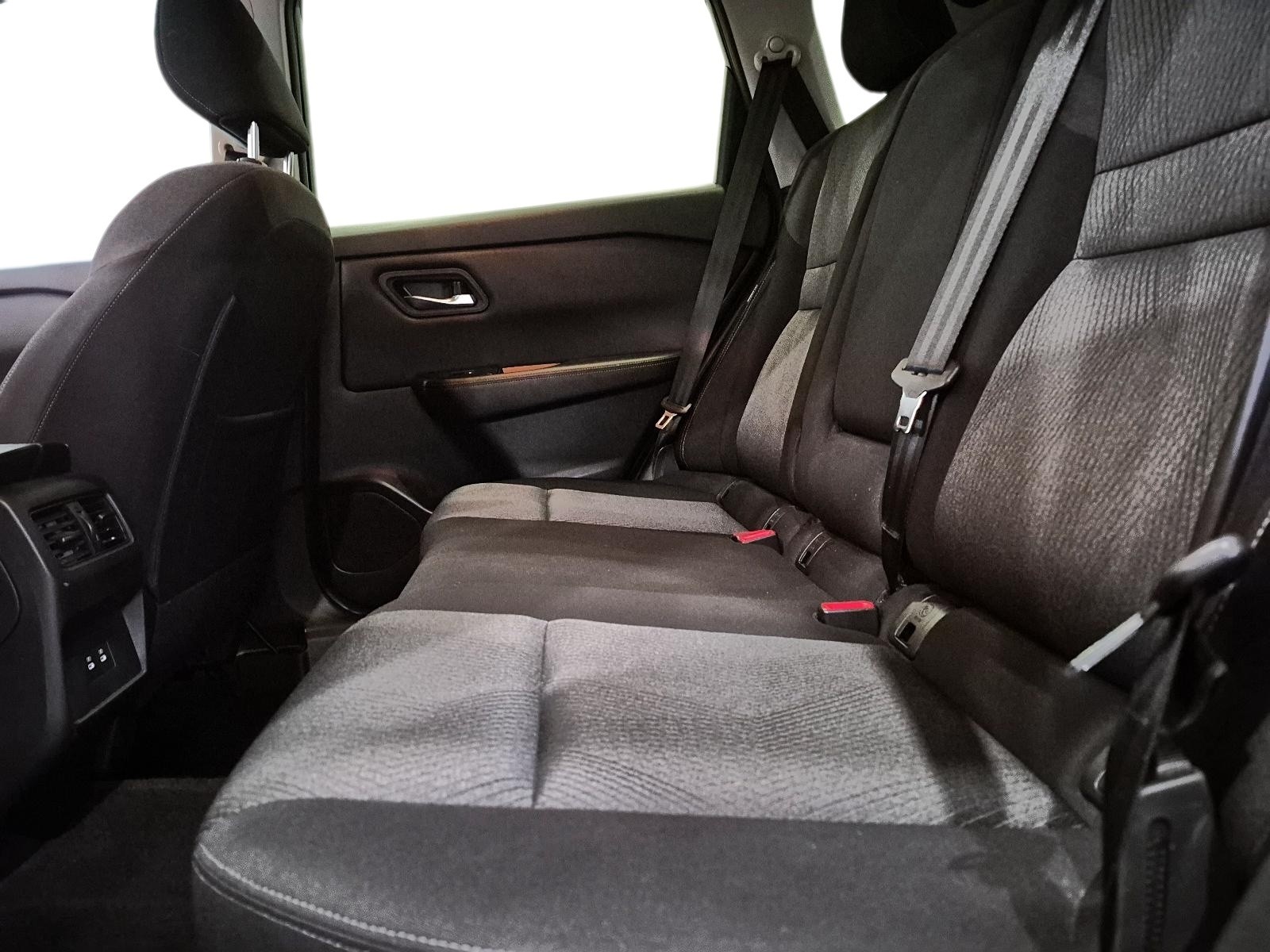 2024 Nissan Rogue SV Moonroof