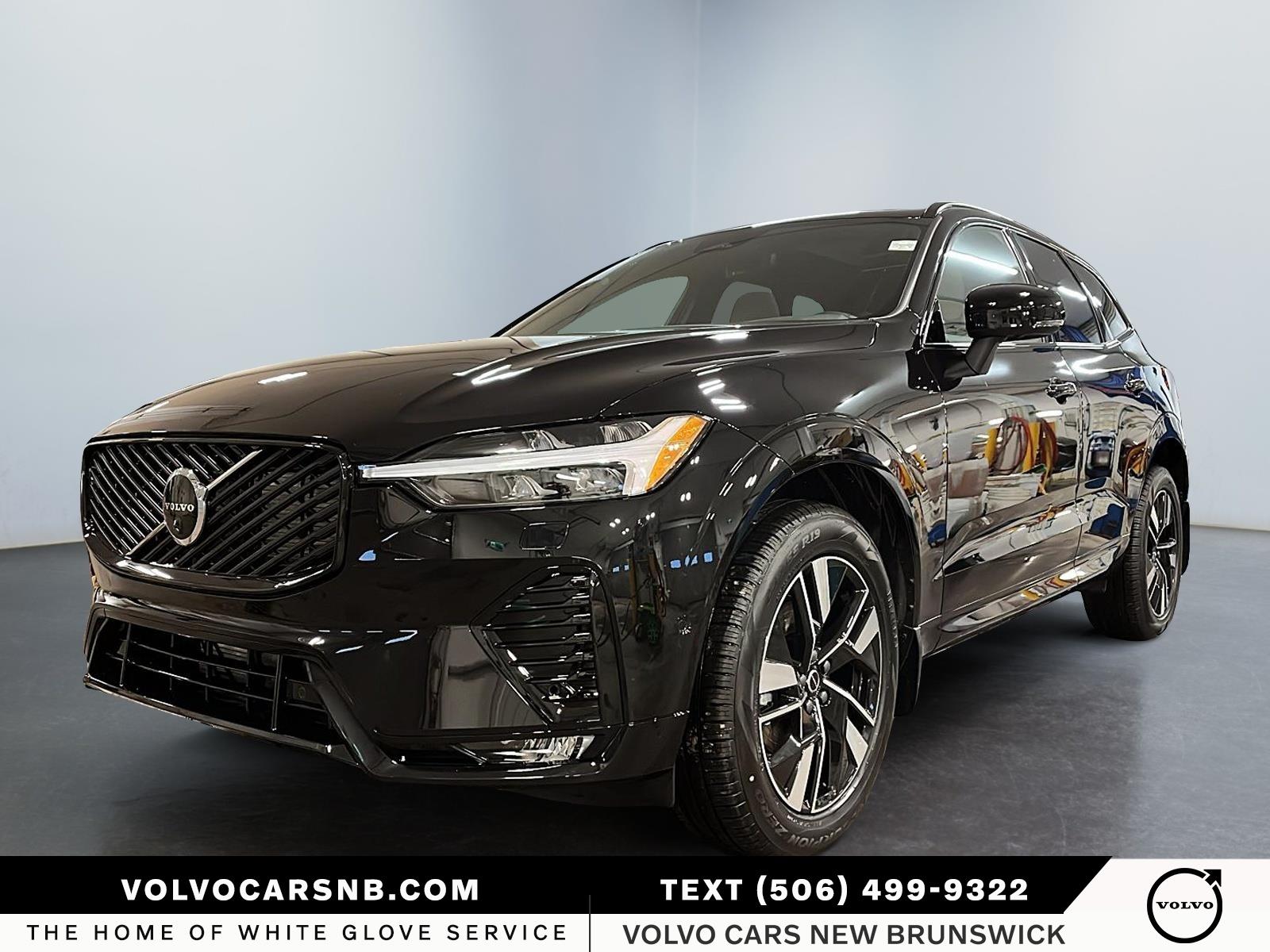 2026 Volvo XC60  B5 Plus Dark Theme