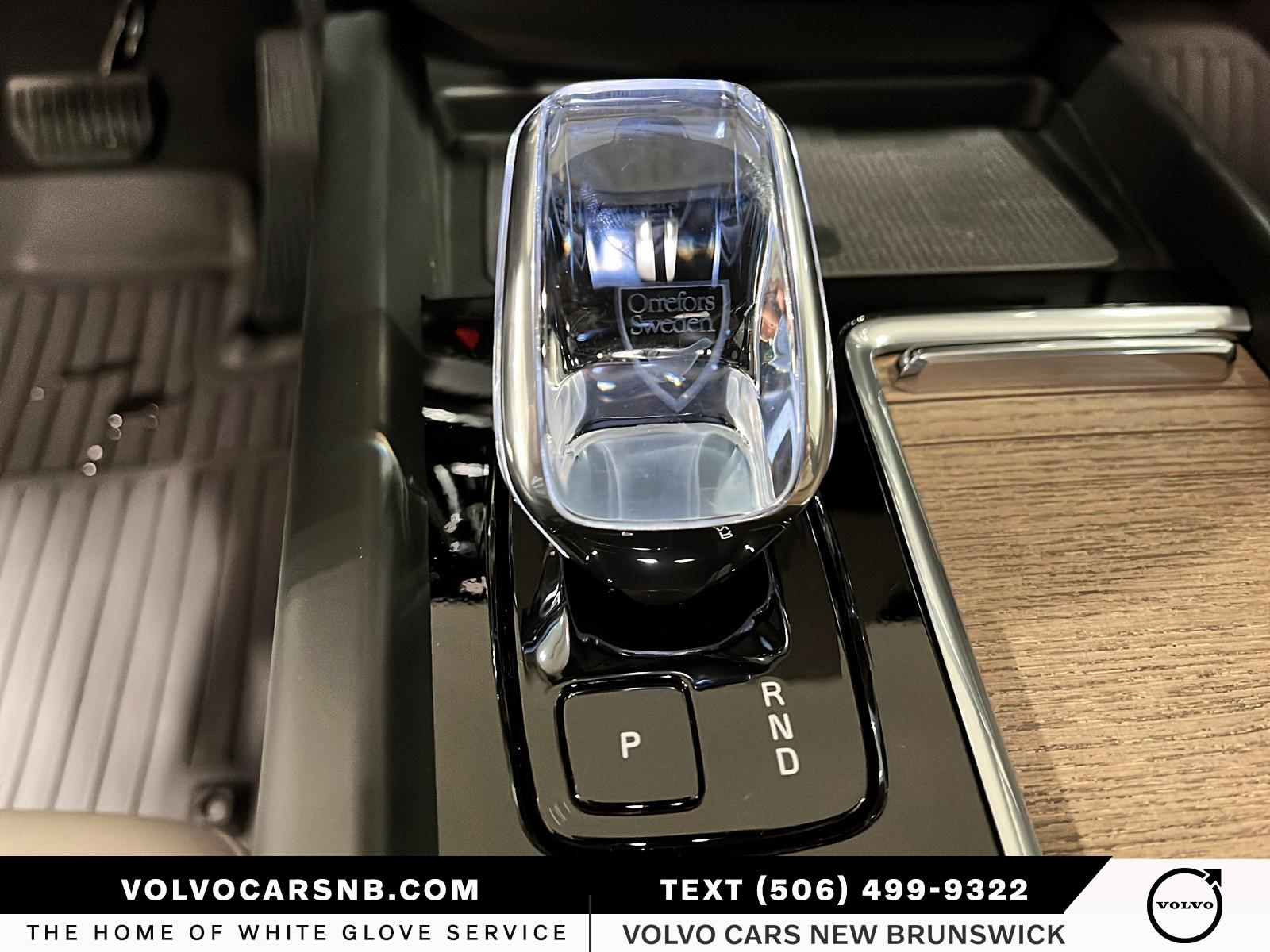 2026 Volvo XC60 B5 Plus Dark Theme