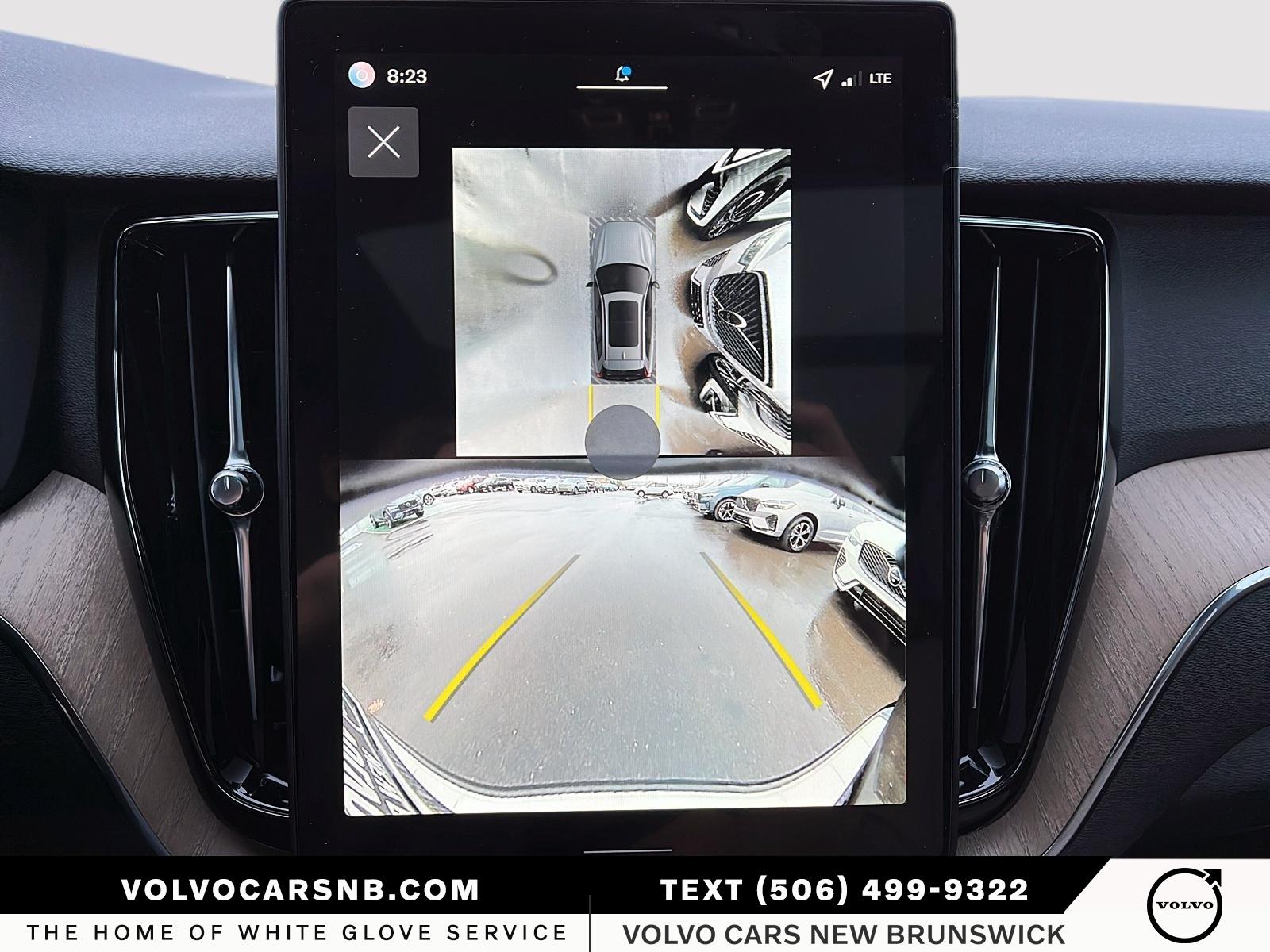 2026 Volvo XC60 B5 Plus Dark Theme