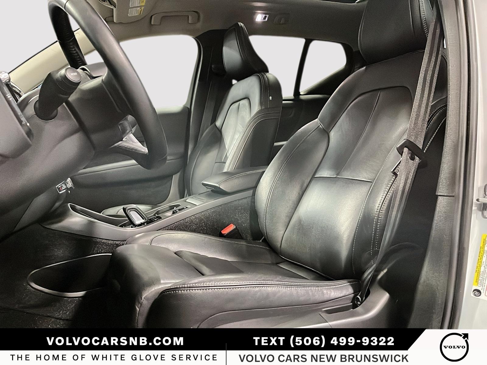 2020 Volvo XC40 T5 Momentum