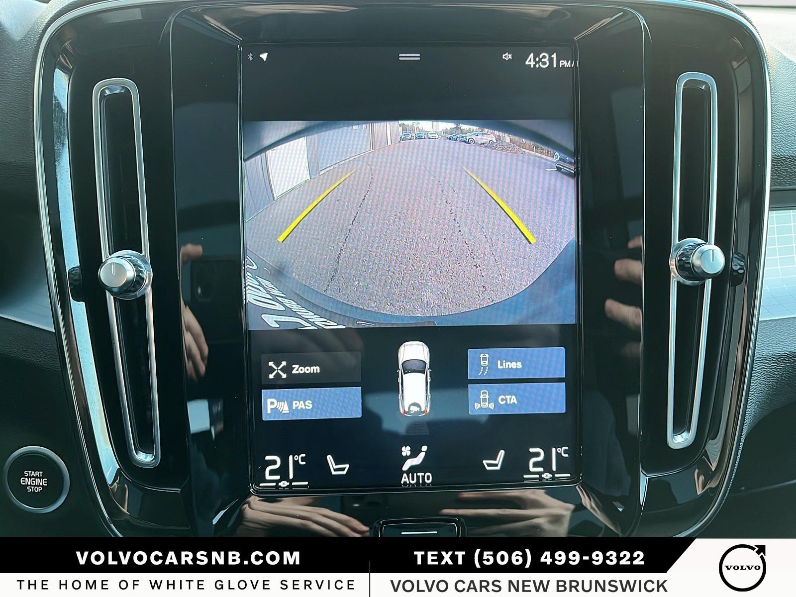 2020 Volvo XC40 T5 Momentum