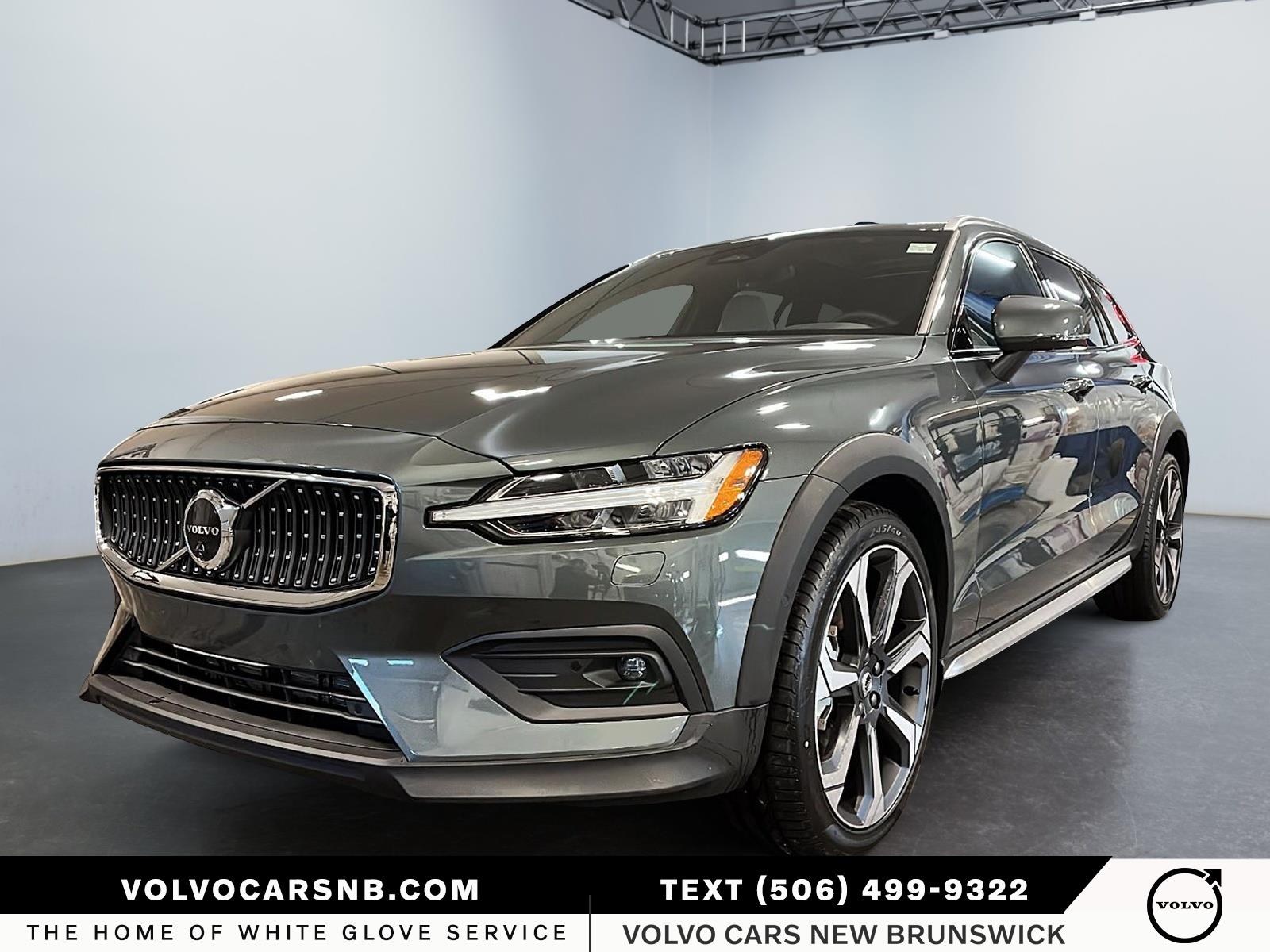 2026 Volvo V60 Cross Country  B5 Ultra