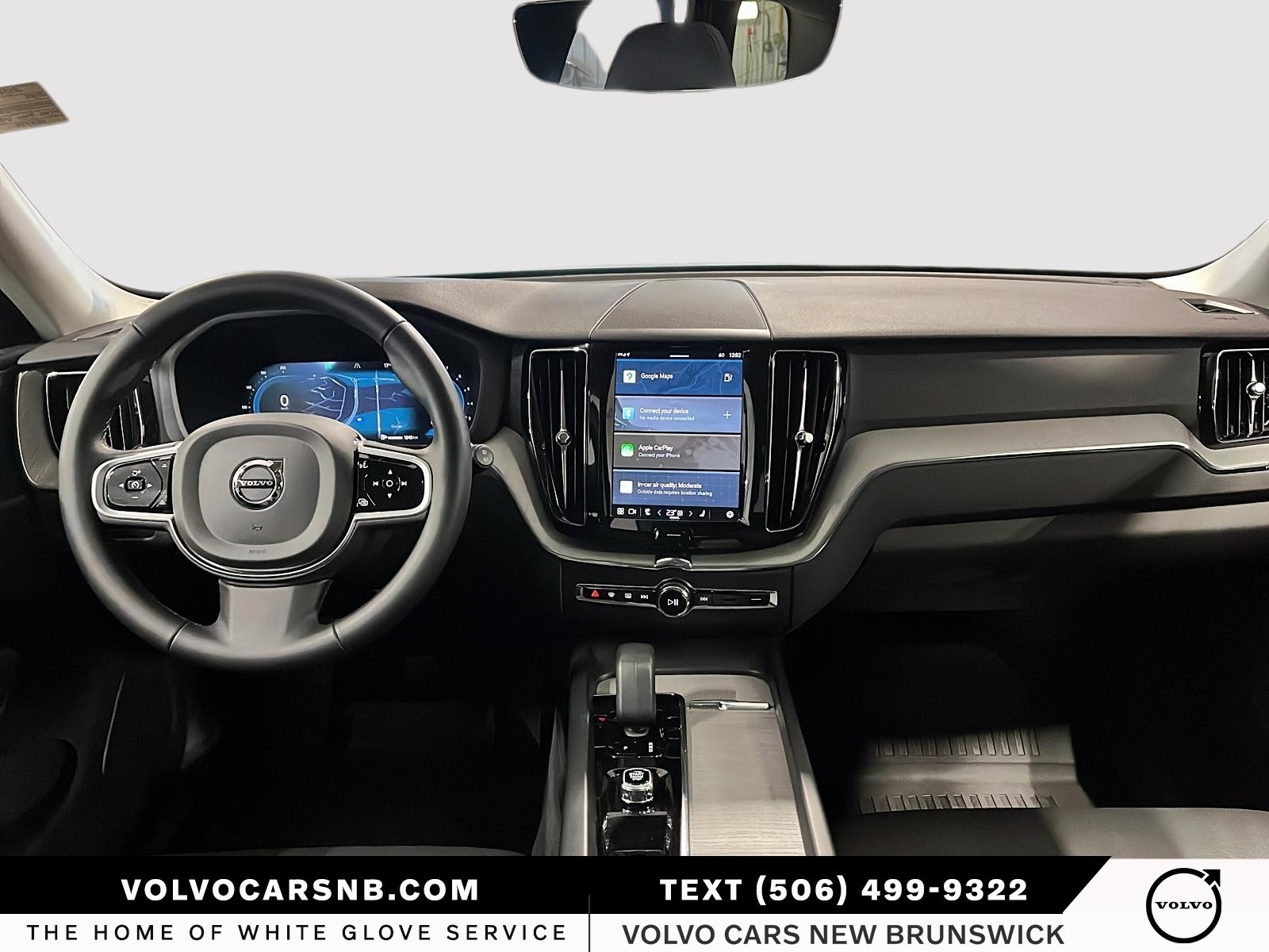 2025 Volvo XC60 B5 Plus Dark Theme