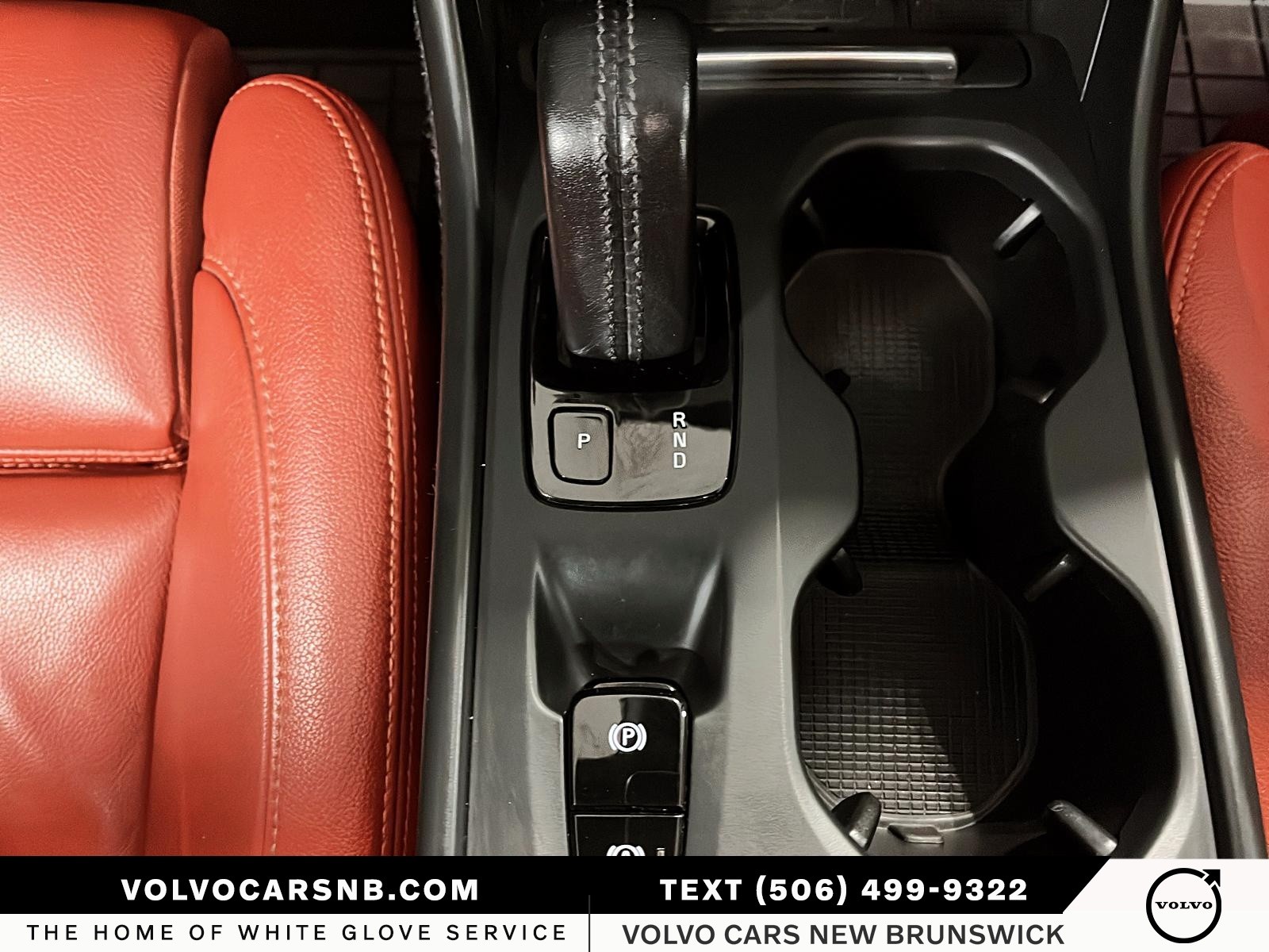 2020 Volvo XC40 T5 Momentum