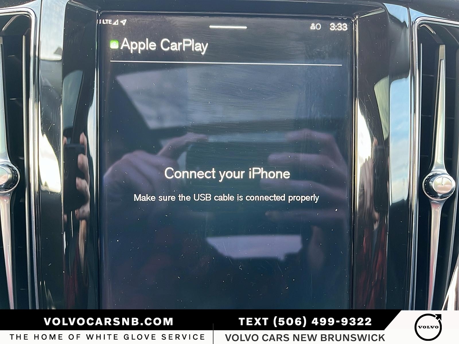 2025 Volvo XC60 B5 Plus Dark Theme