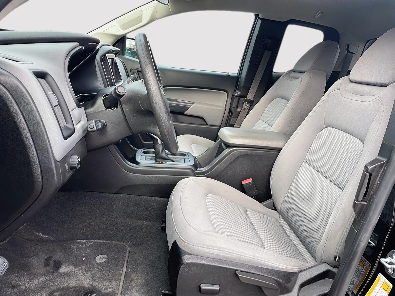 2022 Chevrolet Colorado WT