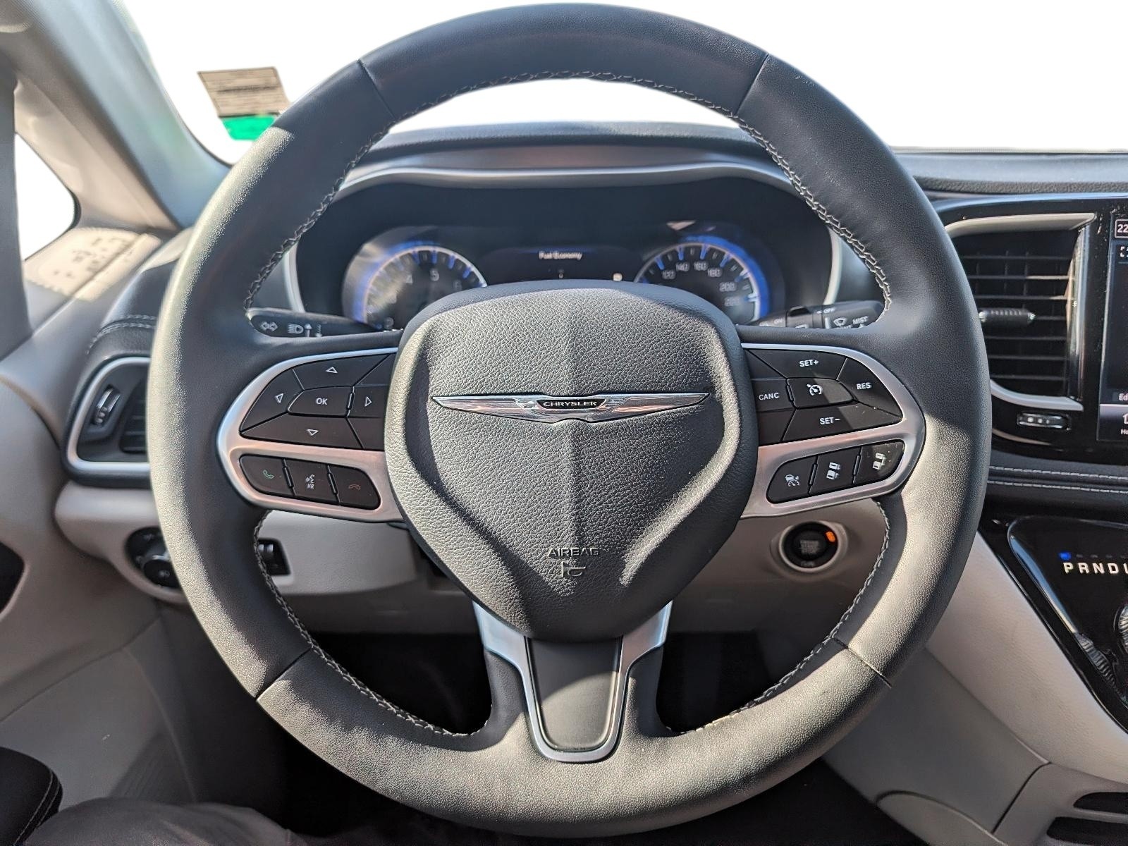 2024 Chrysler Pacifica Touring-L
