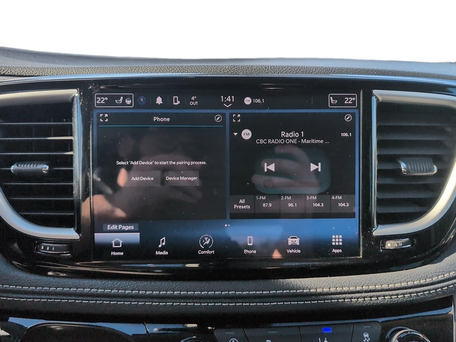 2024 Chrysler Pacifica Touring-L