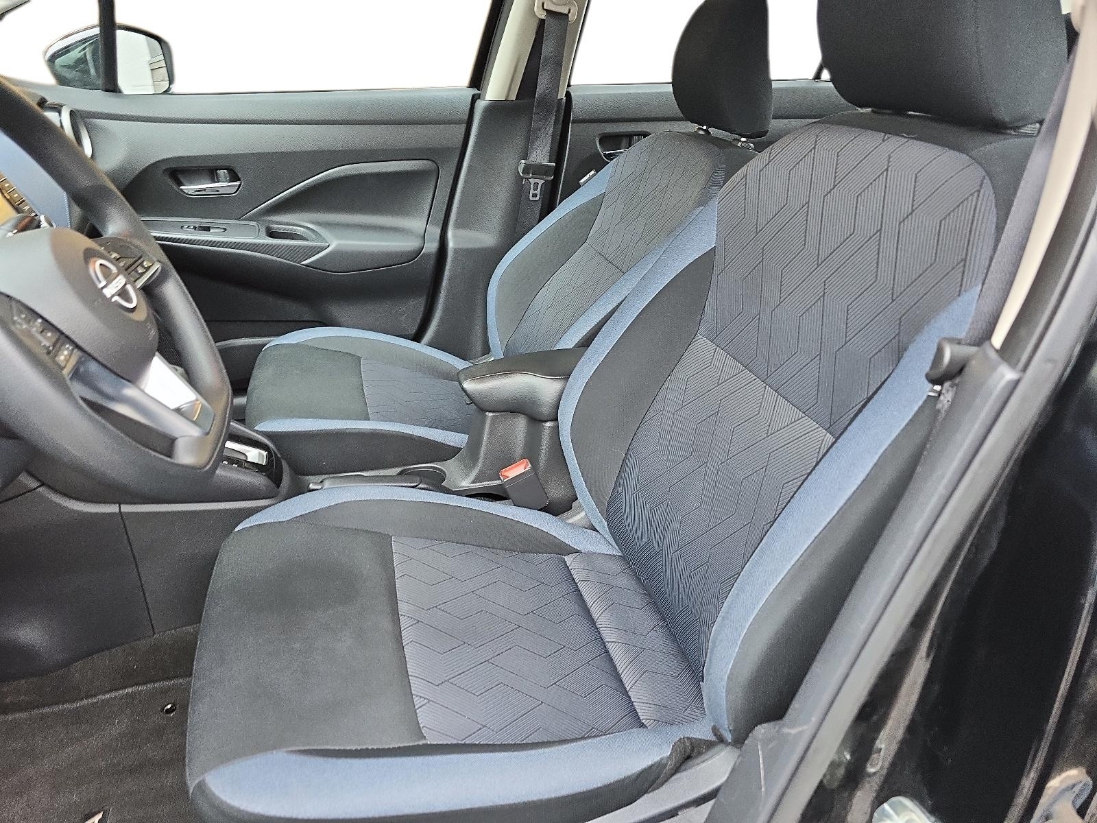 2024 Nissan Versa SV