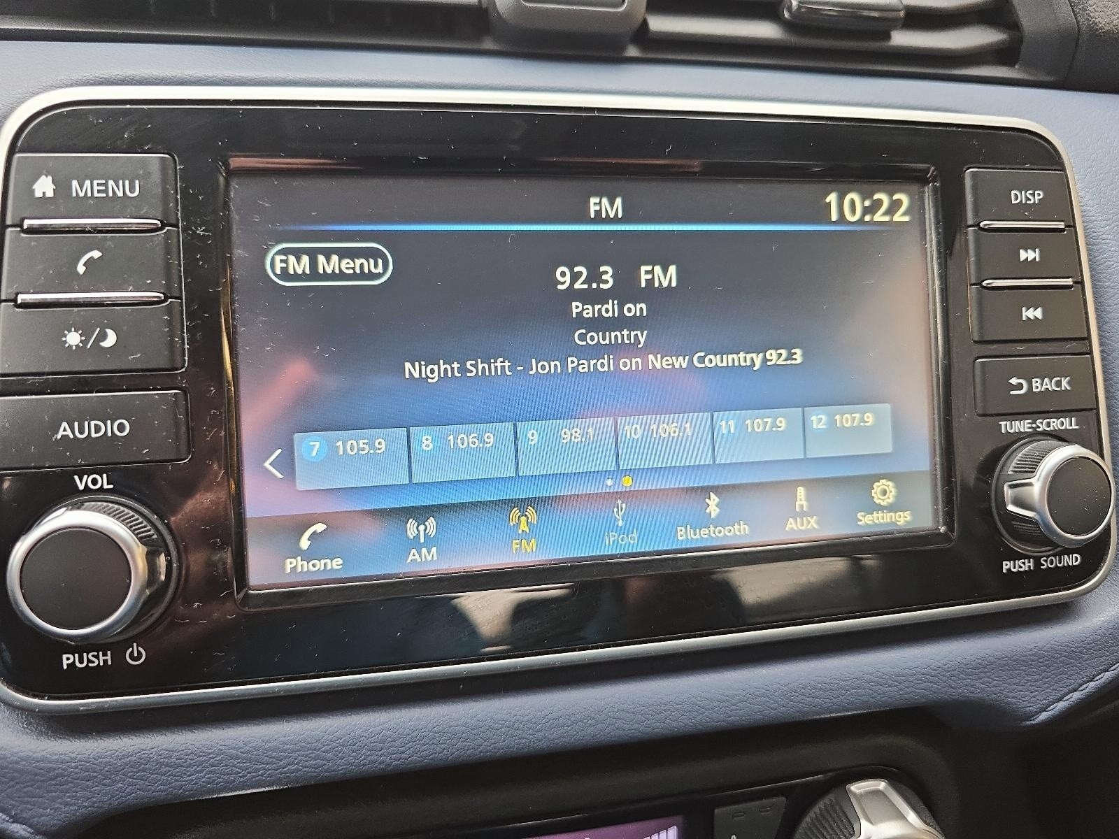 2024 Nissan Versa SV