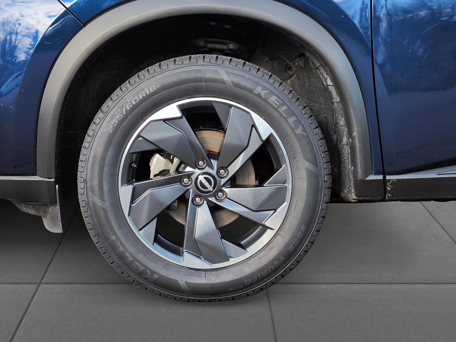 2024 Nissan Rogue SV Moonroof