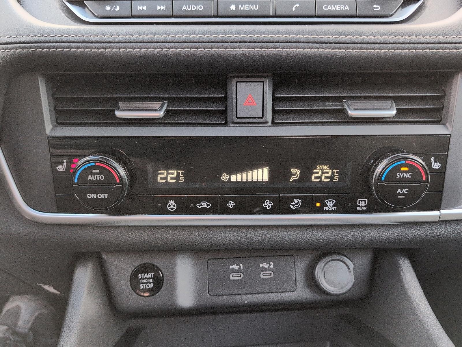 2024 Nissan Rogue SV Moonroof