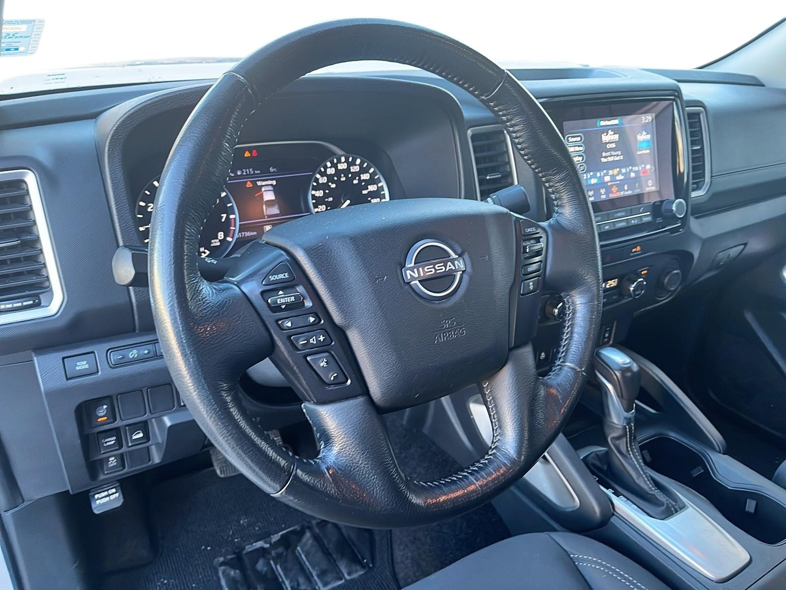 2023 Nissan Frontier SV