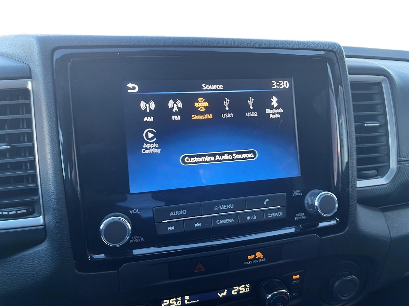 2023 Nissan Frontier SV