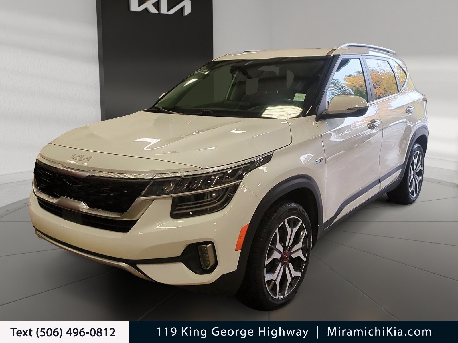 2022 Kia Seltos  SX Turbo w/Black Interior