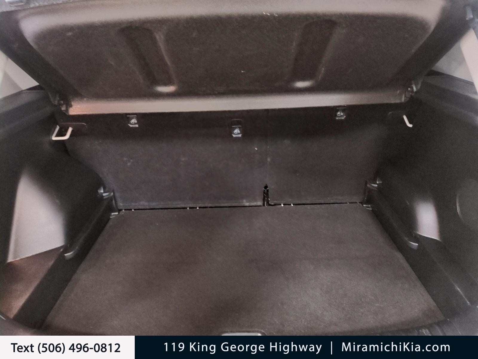 2022 Kia Seltos SX Turbo w/Black Interior