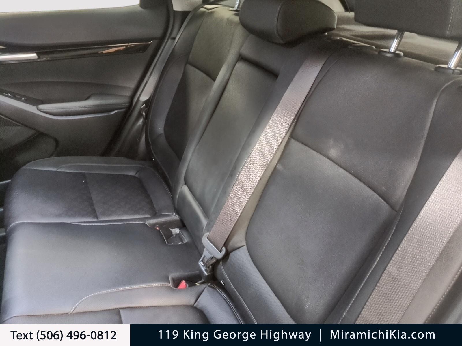 2022 Kia Seltos SX Turbo w/Black Interior