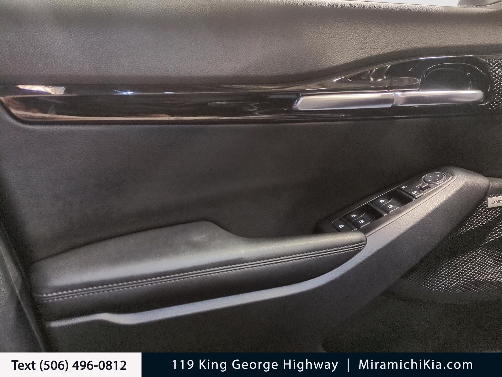 2022 Kia Seltos SX Turbo w/Black Interior