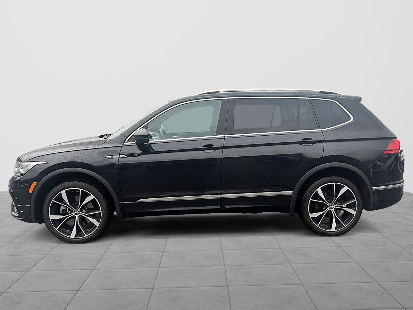 2023 Volkswagen Tiguan Highline R-Line