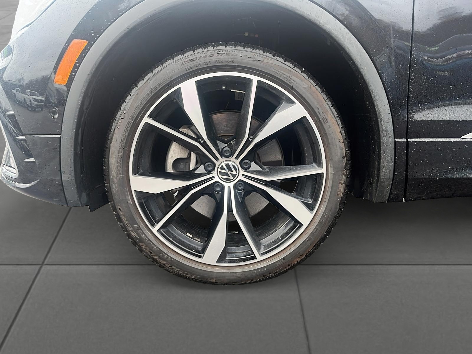 2023 Volkswagen Tiguan Highline R-Line