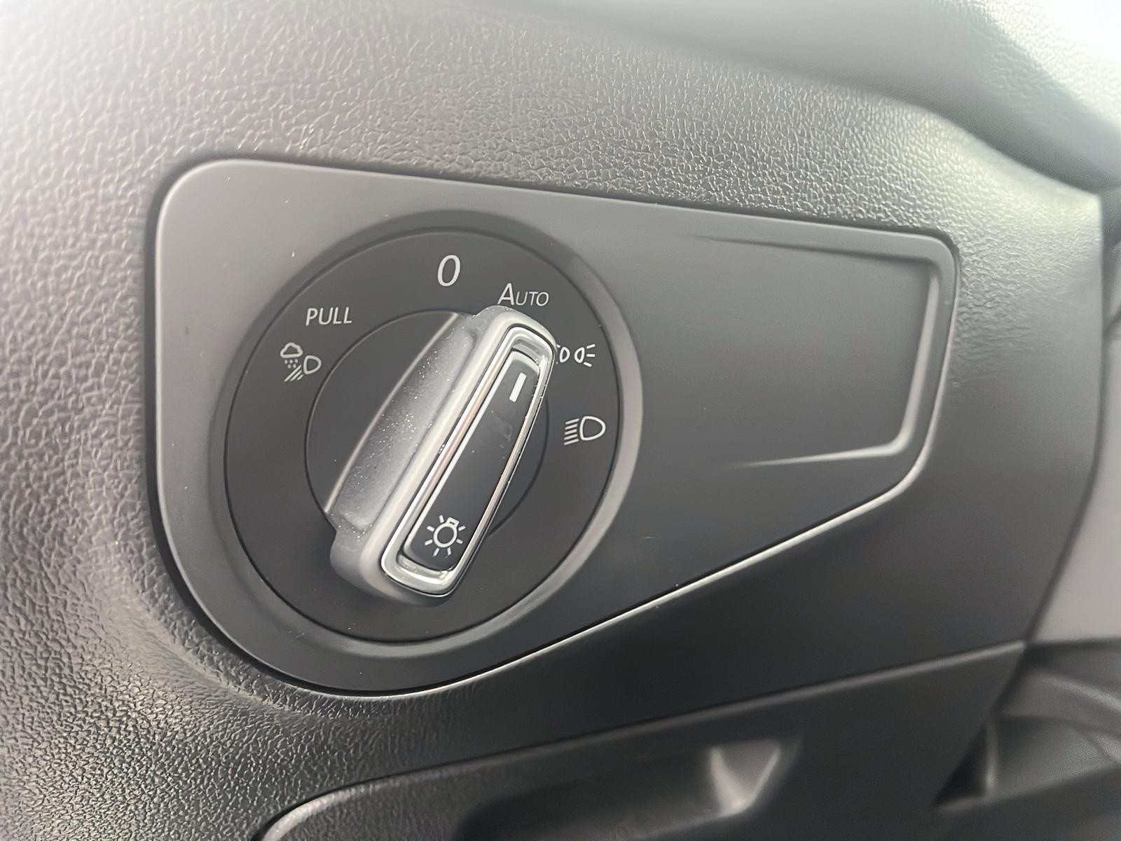 2023 Volkswagen Tiguan Highline R-Line